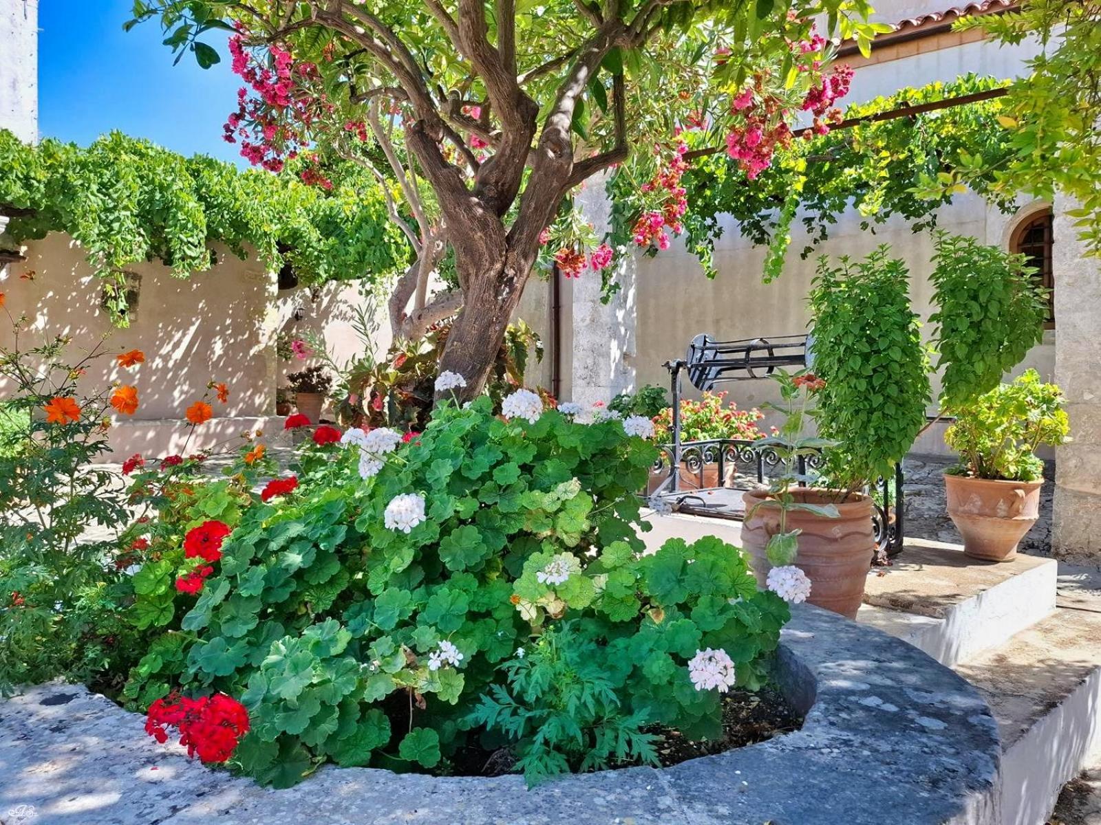 4 Seasons Suites Paradise Near Athens Airport Markópoulon المظهر الخارجي الصورة